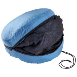 Y By Nordisk - Kiby Packable Down Travel Blanket - Couverture 10 Y By Nordisk - Kiby Packable Down Travel Blanket - Couverture -Primusll Magasin y by nordisk kiby packable down travel blanket couverture detail 3